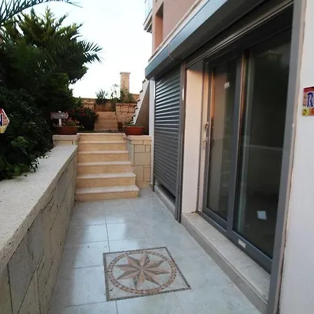 Fener Cafe & Kahvalti מלון 3*