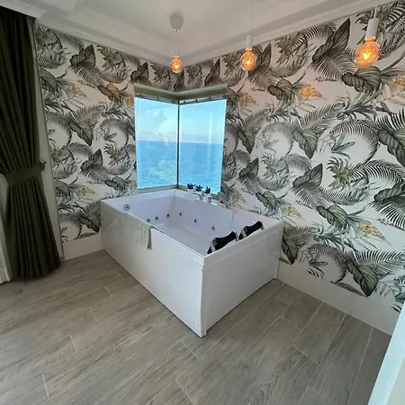 Fener Cafe & Kahvalti Hotel 3*