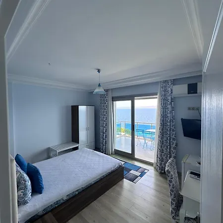 Hotel Fener Cafe & Kahvalti Çeşme