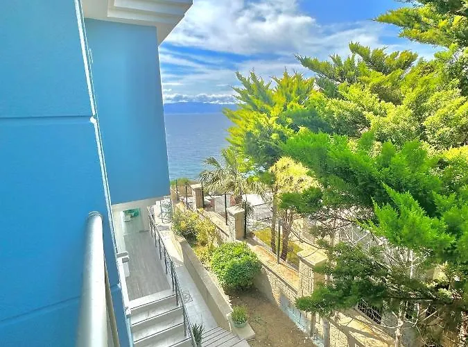 酒店 费尔内咖啡与早餐酒店 Çeşme