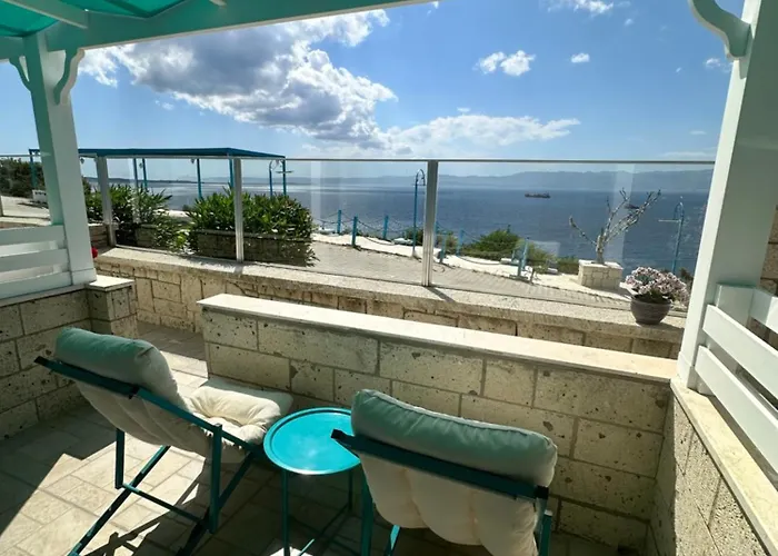 酒店 费尔内咖啡与早餐酒店 3*